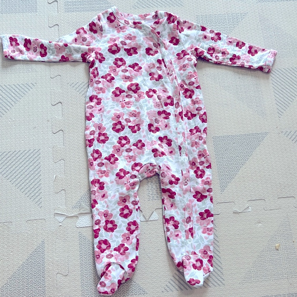 Nordstrom footie pajamas floral- 6m NWOT